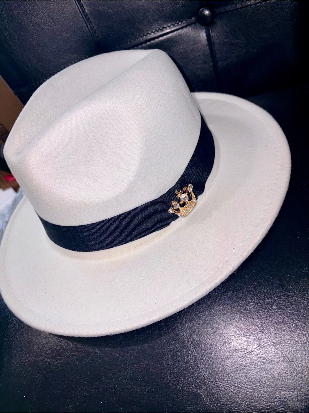 White Wide-Brim Fedora with Black Band and Gold Crown Pin
